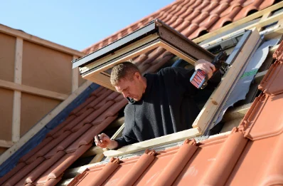 Pose de fenêtres de toit Velux à West-Cappel